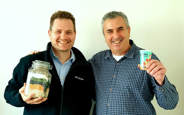Steve Grun, CEO of Yofix Probiotics Ltd, left, and co-founder Ronen Lavee (Courtesy)