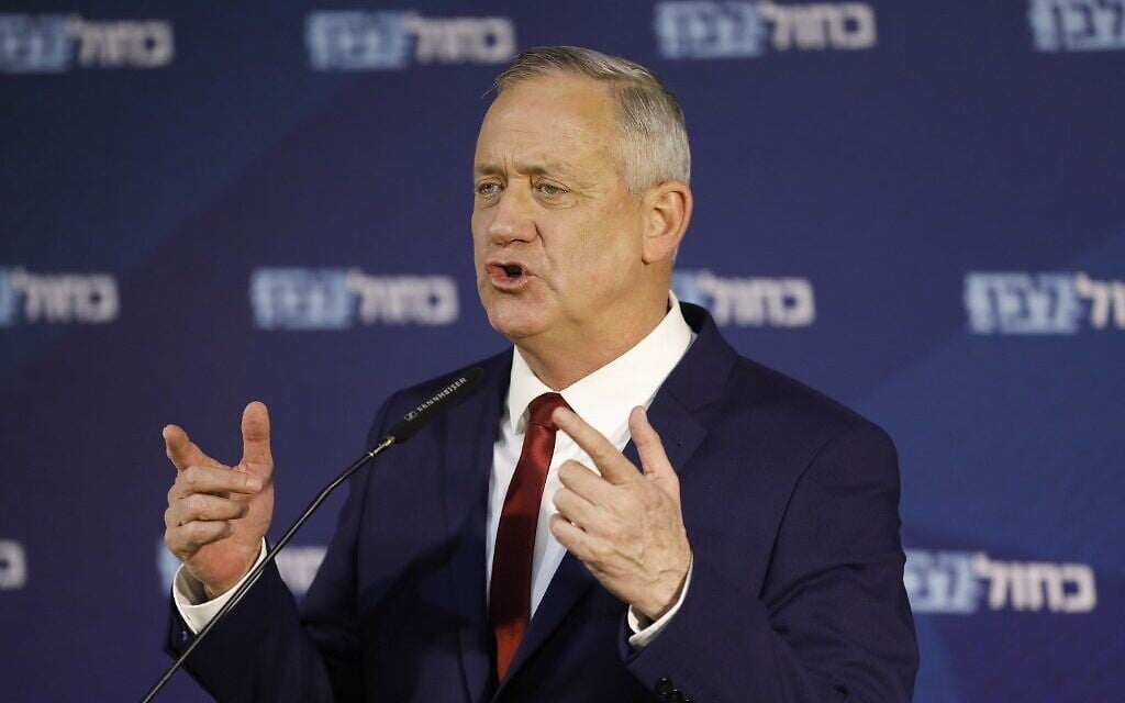 Blue and White party leader Benny Gantz gives a statement to the press in Ramat Gan on March 1, 2020. (Menahem Kahana/AFP) Blue and White party leader Benny Gantz gives a statement to the press in Ramat Gan on March 1, 2020. (Menahem Kahana/AFP)