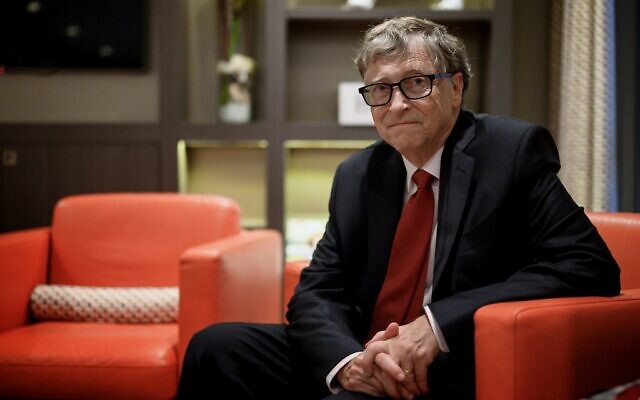 In this file photo US Microsoft founder, co-chairman of the Bill and Melinda Gates Foundation, Bill Gates, poses for a picture on October 9, 2019, in Lyon, central eastern France, during the funding conference of Global Fund to Fight AIDS, Tuberculosis and Malaria. (JEFF PACHOUD / AFP) In this file photo US Microsoft founder, co-chairman of the Bill and Melinda Gates Foundation, Bill Gates, poses for a picture on October 9, 2019, in Lyon, central eastern France, during the funding conference of Global Fund to Fight AIDS, Tuberculosis and Malaria. (JEFF PACHOUD / AFP)