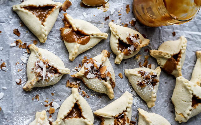 Dulce de leche hamantaschen. (Leanne Shor/ JTA) Dulce de leche hamantaschen. (Leanne Shor/ JTA)