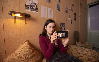 'Anne Frank Video Diary' scene with Luna Cruz Perez as the diarist (Anne Frank House/Ray van der Bas)
