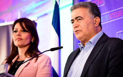 The heads of the Gesher and Labour factions Orly Levy- Abekasis and Amir Peretz, at their joint party headquarters in Tel Aviv on election night, March 2, 2020. (Avshalom Sassoni/Flash90)