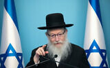 Health Minister Yaakov Litzman speaks during a press conference at the Prime Minister's Office in Jerusalem, on March 12, 2020. (Olivier Fitoussi/Flash90/File)