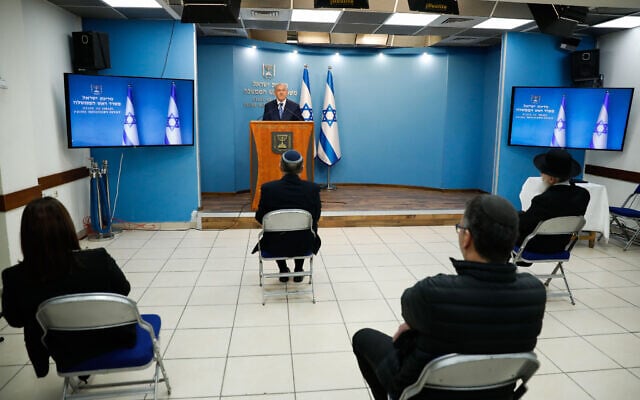 Israeli PM Benjamin Netanyahu speaks during a press conference at the Prime Minister's office in Jerusalem on March 25, 2020. (Olivier Fitoussi/Flash90) Israeli PM Benjamin Netanyahu speaks during a press conference at the Prime Minister's office in Jerusalem on March 25, 2020. (Olivier Fitoussi/Flash90)