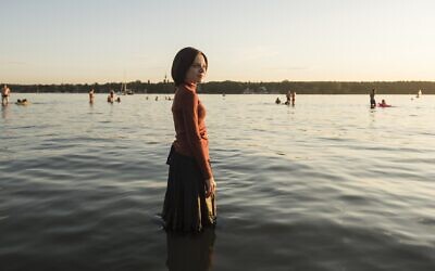 Shira Haas in Netflix's 'Unorthodox' (Anika Molnar/Netflix)
