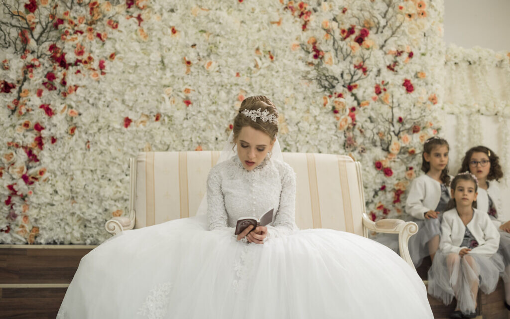 Shira Haas in Netflix's 'Unorthodox.' (Anika Molnar/Netflix)