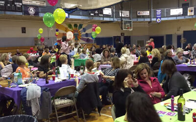 A bingo game at the Kaiserman JCC outside Philadelphia in 2015. (YouTube screenshot via JTA)