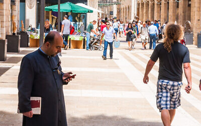 Illustrative: The Mamilla pedestrian mall in Jerusalem. (iStock/ YKD)