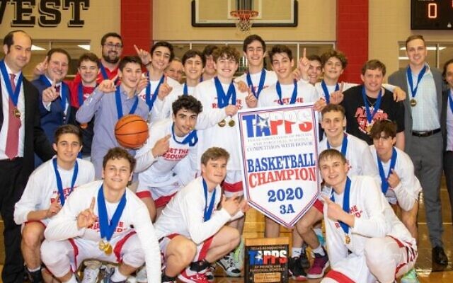 The Yavneh Academy of Dallas boys’ basketball team made history becoming the first Jewish school to win a state championship in Texas history (Twitter) The Yavneh Academy of Dallas boys’ basketball team made history becoming the first Jewish school to win a state championship in Texas history (Twitter)