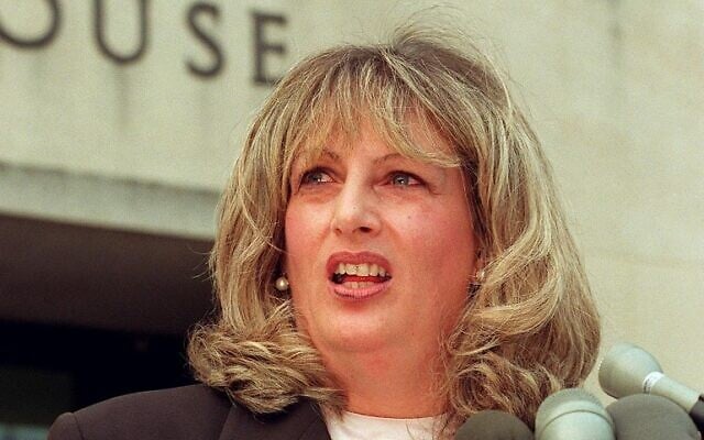 In this file photo taken on July 29, 1998 Linda Tripp talks to reporters outside of the Federal Courthouse in Washington, DC, following her eighth day of testimony before the grand jury investigating the Monica Lewinsky affair (WILLIAM PHILPOTT / AFP) In this file photo taken on July 29, 1998 Linda Tripp talks to reporters outside of the Federal Courthouse in Washington, DC, following her eighth day of testimony before the grand jury investigating the Monica Lewinsky affair (WILLIAM PHILPOTT / AFP)