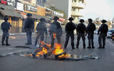 Police seen after riots break out in Jaffa on April 1, 2020 (Yossi Aloni/Flash90)