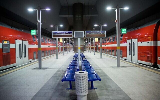 View of the empty Yitzhak Navon train station in Jerusalem, due to the government restrictions following the spread of the coronavirus, April 23, 2020. (Yonatan Sindel/Flash90) View of the empty Yitzhak Navon train station in Jerusalem, due to the government restrictions following the spread of the coronavirus, April 23, 2020. (Yonatan Sindel/Flash90)