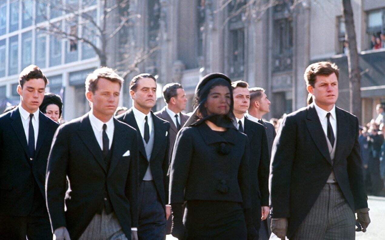 Funeral of John F. Kennedy. (©Henri Dauman/ daumanpictures.com All rights reserved) Funeral of John F. Kennedy. (©Henri Dauman/ daumanpictures.com All rights reserved)