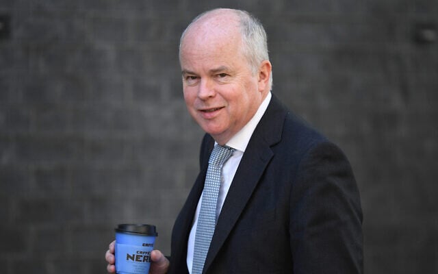 Former journalist and political adviser Robbie Gibb, seen here in May 2009, is part of a buyers' group buying the world's oldest Jewish newspaper, London's Jewish Chronicle. (Leon Neal/Getty Images/ via JTA) Former journalist and political adviser Robbie Gibb, seen here in May 2009, is part of a buyers' group buying the world's oldest Jewish newspaper, London's Jewish Chronicle. (Leon Neal/Getty Images/ via JTA)