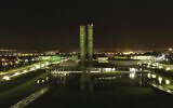 Brazil's capital landmark projects a Yom Hashoah message, April 20, 2020. (Roberto Suguinoa/Agencia Senado)
