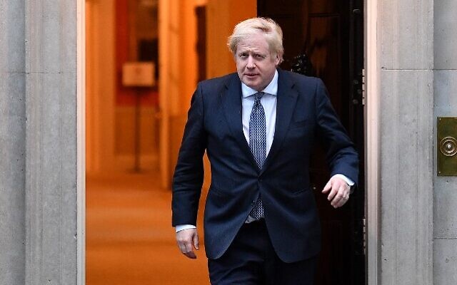 Britain's Prime Minister Boris Johnson walks of 10 Downing Street in central London on April 30, 2020. (Ben STANSALL / AFP) Britain's Prime Minister Boris Johnson walks of 10 Downing Street in central London on April 30, 2020. (Ben STANSALL / AFP)