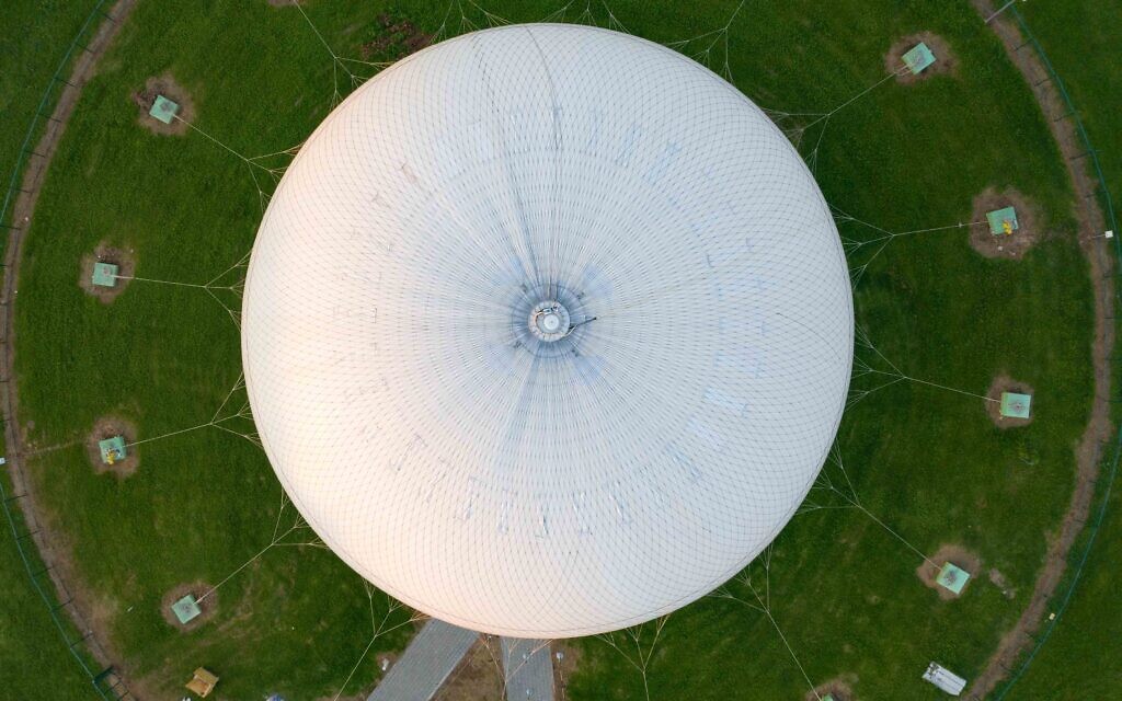 TLV Balloon, the hot air balloon in Ganei Yehoshua, Tel Aviv, March 2020. (Photo by Lord K2)