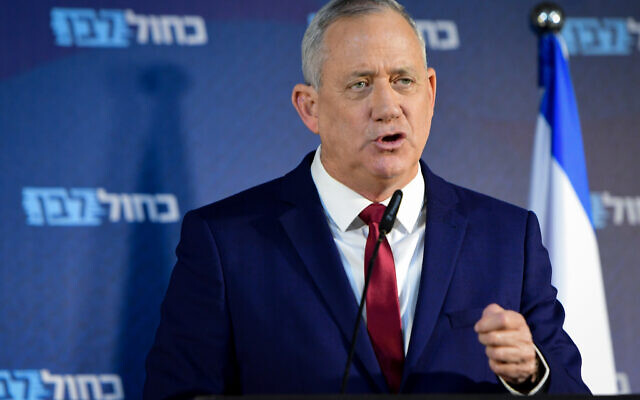 Blue and White leader Benny Gantz holds a press conference at Kfar Maccabiah on March 1, 2020. (Avshalom Sassoni /Flash90) Blue and White leader Benny Gantz holds a press conference at Kfar Maccabiah on March 1, 2020. (Avshalom Sassoni /Flash90)