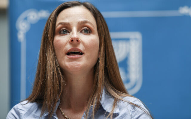 Newly appointed Minister of Social Equality Meirav Cohen attends a passing the baton ceremony at the Ministry of Social Equality in Jerusalem on May 18, 2020. (Flash90) Newly appointed Minister of Social Equality Meirav Cohen attends a passing the baton ceremony at the Ministry of Social Equality in Jerusalem on May 18, 2020. (Flash90)