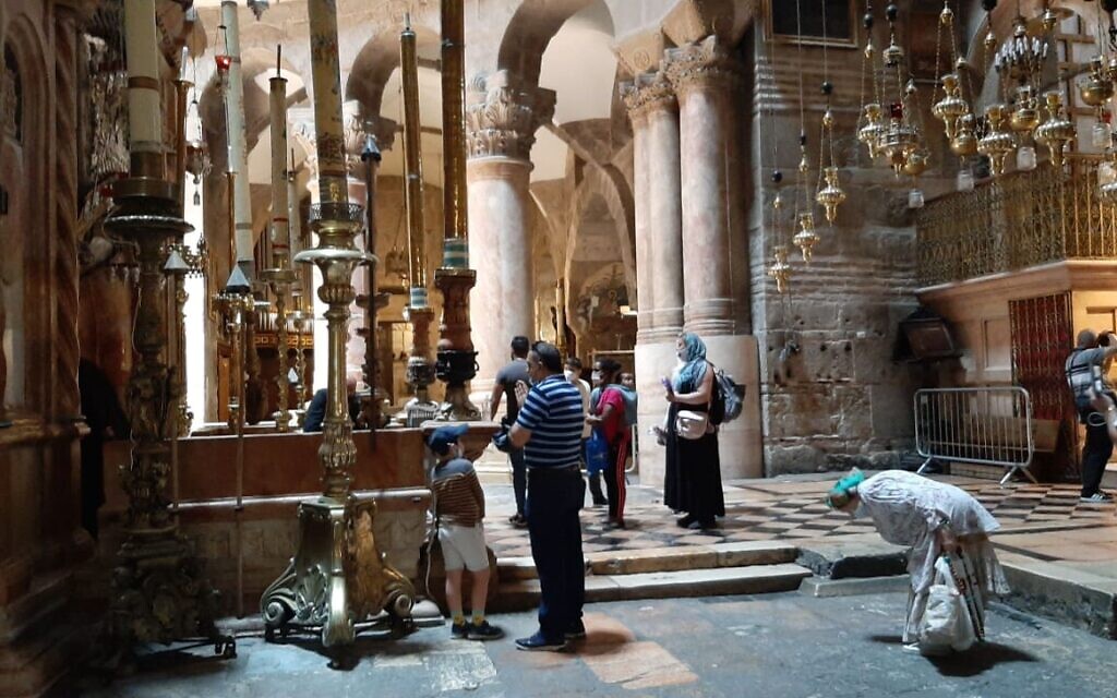Worshippers at Jerusalem Old City's Church of the Holy Sepulchre, May 26, 2020. (courtesy)