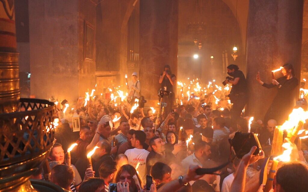 Holy Fire ceremony at the Church of the Holy Sepulchre. (Yoram Millo)