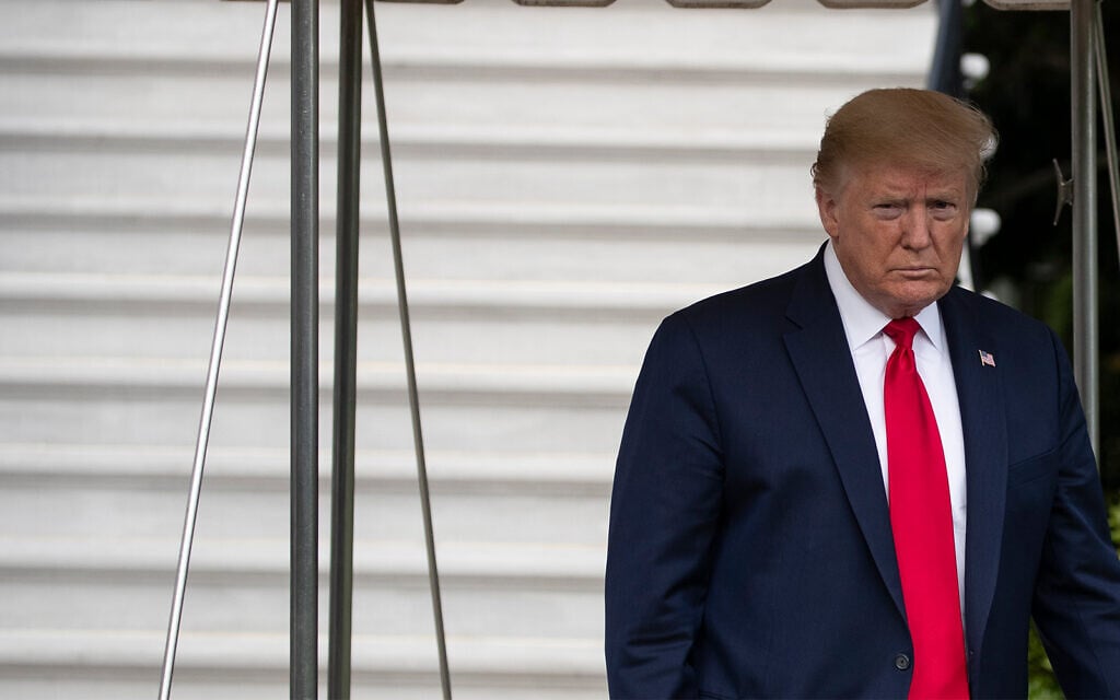 US President Donald Trump walks to speak with reporters as he departs the White House, May 1, 2020.(AP/Alex Brandon) US President Donald Trump walks to speak with reporters as he departs the White House, May 1, 2020.(AP/Alex Brandon)