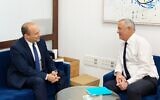 Yamina chairman Naftali Bennett (L) and Blue and White chairman Benny Gantz meet in the Knesset on May 17, 2020. (Courtesy)