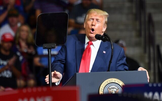 US President Donald Trump speaks during a campaign rally at the BOK Center on June 20, 2020 in Tulsa, Oklahoma. (Nicholas Kamm / AFP) US President Donald Trump speaks during a campaign rally at the BOK Center on June 20, 2020 in Tulsa, Oklahoma. (Nicholas Kamm / AFP)