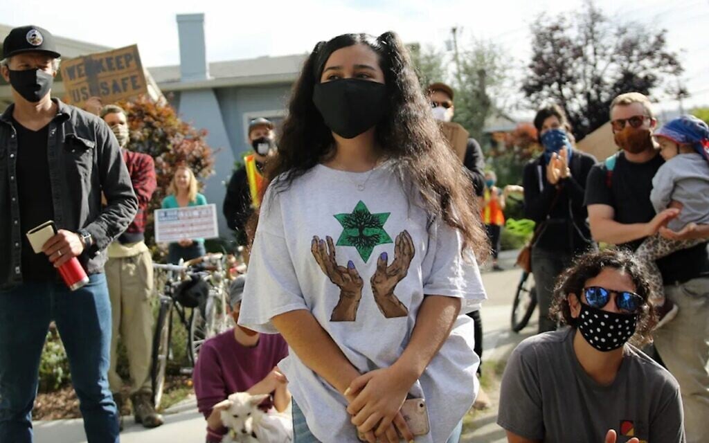 Satya Zamudio, 15, urged Oakland's school board to eliminate its police force. (Rucha Chitnis/ via JTA) Satya Zamudio, 15, urged Oakland's school board to eliminate its police force. (Rucha Chitnis/ via JTA)