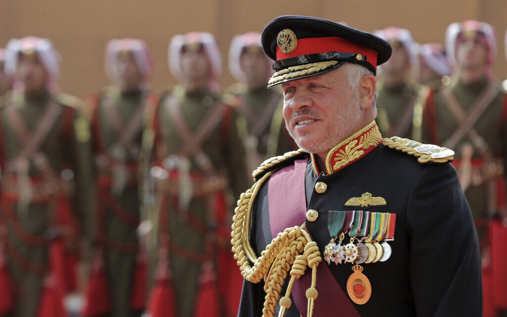 Jordan's King Abdullah II, reviews an honor guard before giving a speech to Parliament in Amman, Jordan, November 10, 2019. (Raad Adayleh/AP) Jordan's King Abdullah II, reviews an honor guard before giving a speech to Parliament in Amman, Jordan, November 10, 2019. (Raad Adayleh/AP)