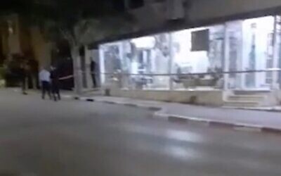 The scene in Baqa al-Gharbiya where a man was fatally stabbed on June 17, 2020. (Screenshot: Ynet)