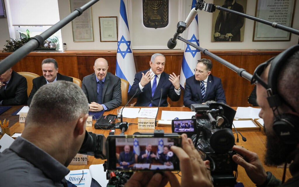 Prime Minister Benjamin Netanyahu leads a cabinet meeting at the Prime Minister's Office in Jerusalem on December 29, 2019. (Marc Israel Sellem/Pool) Prime Minister Benjamin Netanyahu leads a cabinet meeting at the Prime Minister's Office in Jerusalem on December 29, 2019. (Marc Israel Sellem/Pool)