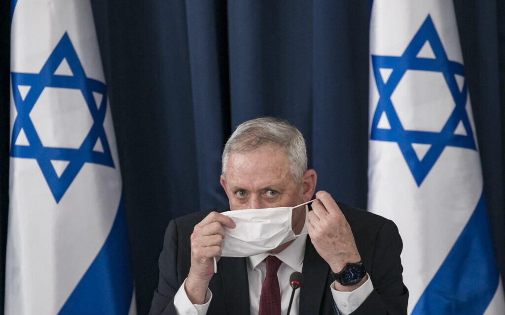 Defense Minister Benny Gantz at the weekly cabinet meeting at the Foreign Ministry in Jerusalem on June 28, 2020. (Olivier Fitoussi/Flash90) Defense Minister Benny Gantz at the weekly cabinet meeting at the Foreign Ministry in Jerusalem on June 28, 2020. (Olivier Fitoussi/Flash90)