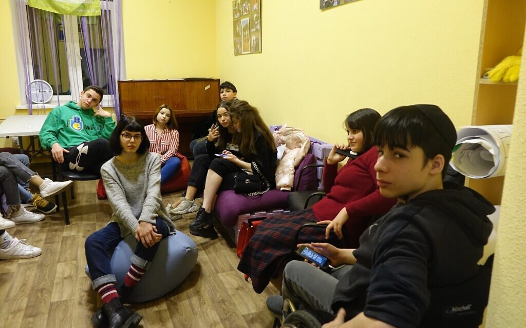 Teens hang out at the JCC Migdal in Odessa in this undated photo. (Courtesy Kira Verkhovsky)
