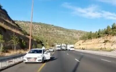 Trucks in a rolling protest on Route 1 by cultural and event organizers demanding support from the government during the coronavirus outbreak, June 10, 2020. (YouTube)