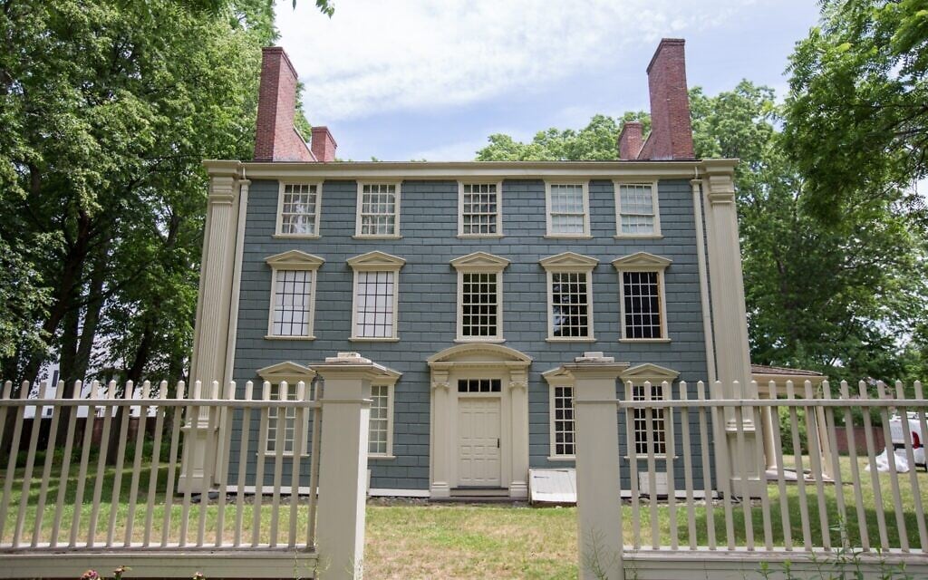The Royall House in Medford, Massachusetts, June 25, 2020 (Elan Kawesch/The Times of Israel)