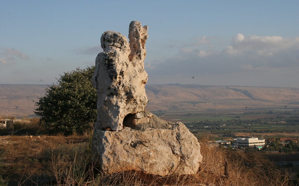 A sculpture by Asaf Ben-Zvi in Kfar Giladi in the Galilee. Ben-Zvi utilized rocks from the kibbutz's quarry in his artwork. (Shmuel Bar-Am)