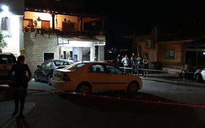 The scene where a man was shot dead and four were injured in the northern village of Ibtin, July 18, 2020 (Israel Police)