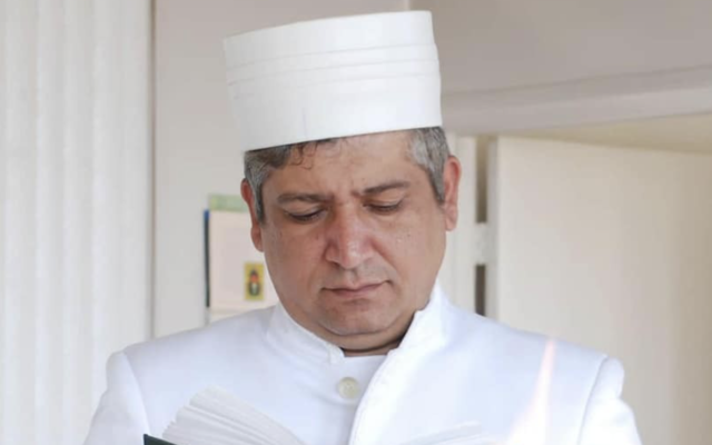 US-based Zoroastrian priest Arash Kasravi, who was reported dead by Iranian authorities on July 26, 2020. (California Zoroastrian Center) US-based Zoroastrian priest Arash Kasravi, who was reported dead by Iranian authorities on July 26, 2020. (California Zoroastrian Center)