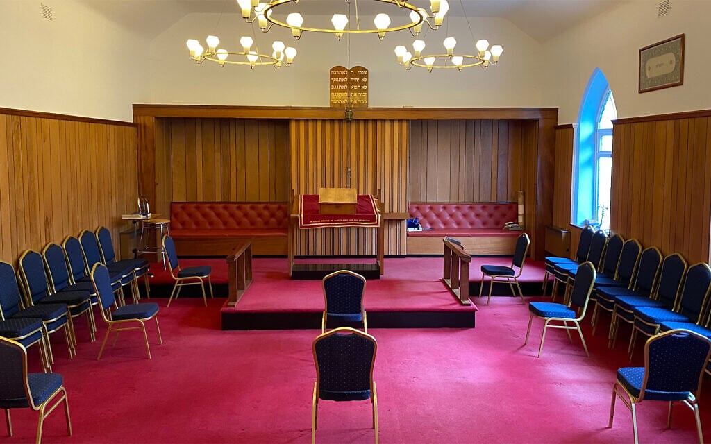 Illustrative: The Jersey synagogue socially distanced its chairs for its first Shabbat service since the start of the pandemic. (Courtesy of the Jersey Jewish Congregation via JTA)