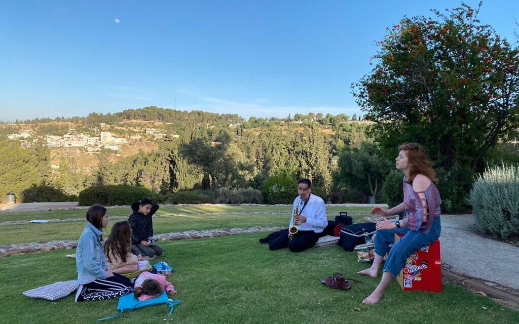 The weekly meetings of Tzomet Lev, created by the Mekudeshet Festival for the 2020 summer season, as a way to bring together Jewish and Arab residents of southern Jerusalem (Courtesy Mekudeshet) The weekly meetings of Tzomet Lev, created by the Mekudeshet Festival for the 2020 summer season, as a way to bring together Jewish and Arab residents of southern Jerusalem (Courtesy Mekudeshet)