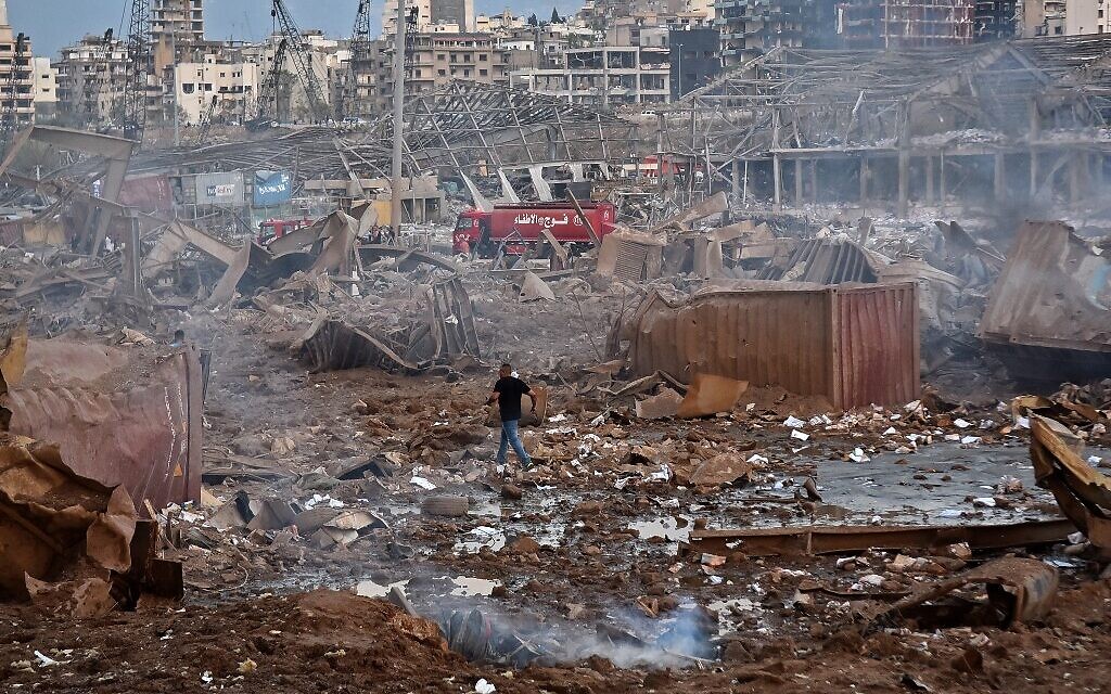 A picture shows the scene of an explosion near the the port in the Lebanese capital Beirut on August 4, 2020. (STR / AFP)