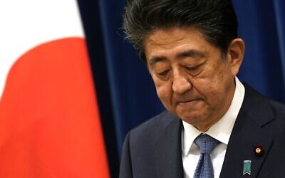 Japanese Prime Minister Shinzo Abe speaks during a press conference at the prime minister official residence in Tokyo on August 28, 2020. (Franck Robichon/Pool/AFP)