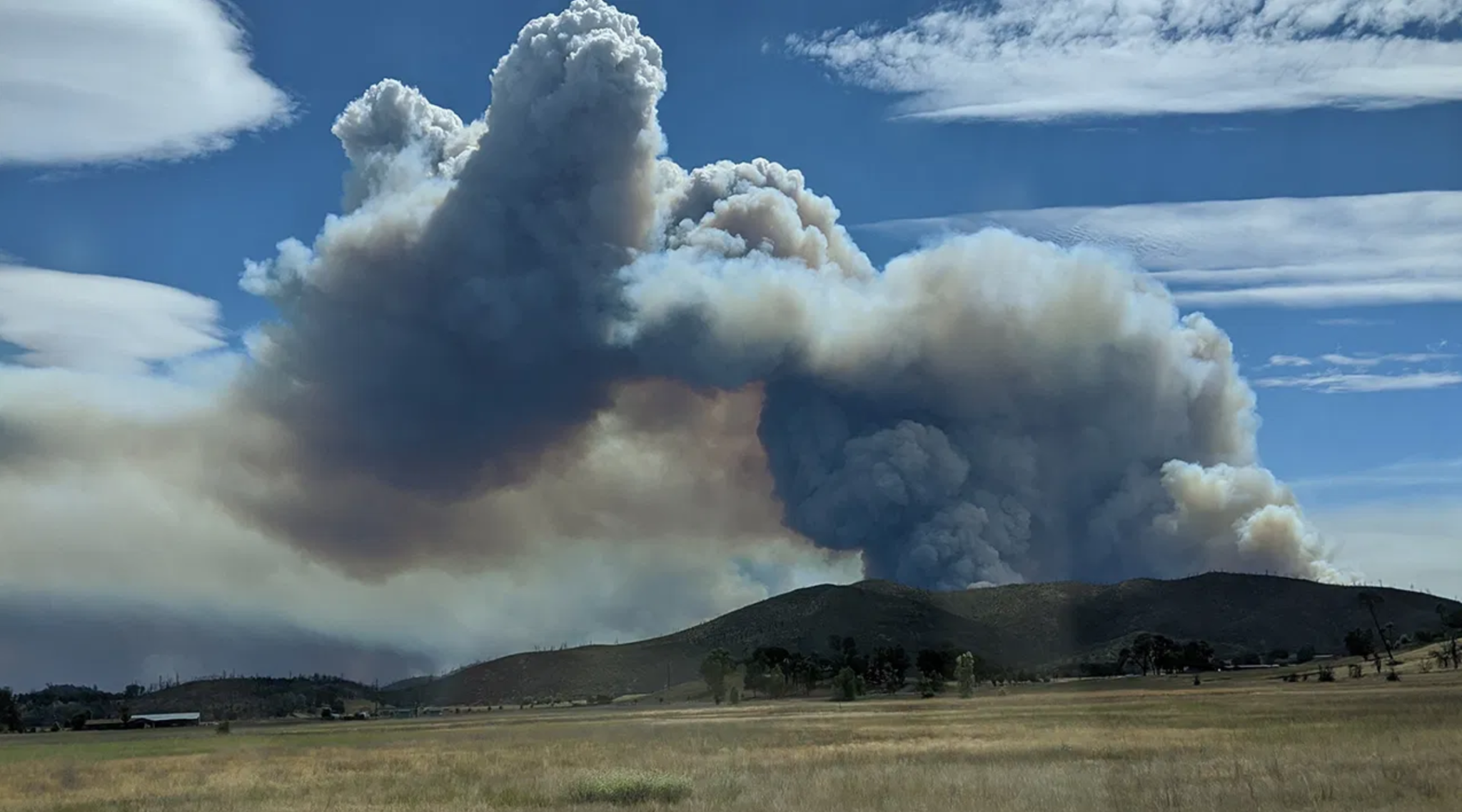 Torahs packed, synagogues on alert as wildfires bear down on Northern  California | The Times of Israel