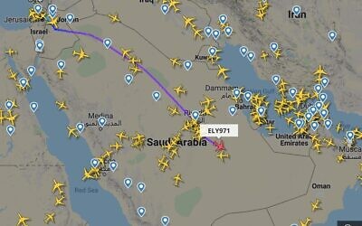 An El Al plane seen on a flight tracking website as it makes the first commercial flight between Israel and the United Arab Emirates, by crossing Saudi Arabian airspace, on August 31, 2020. (screen capture: FlightRadar24)