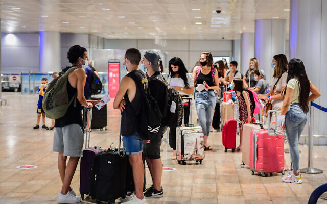 The departure hall at the Ben Gurion International Airport on August 16, 2020. (Avshalom Sassoni/Flash90) The departure hall at the Ben Gurion International Airport on August 16, 2020. (Avshalom Sassoni/Flash90)