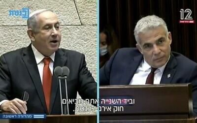Prime Minister Benjamin Netanyahu and Yesh Atid leader Yair Lapid at the Knesset on August 12, 2020 (Channel 12 screenshot)