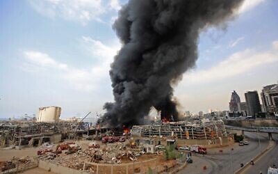 Lebanese firefighters try to put out a fire that broke out at Beirut's port area, on September 10, 2020 (ANWAR AMRO / AFP)