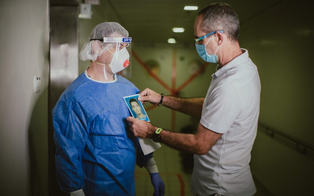 Staff members at Haifa's Bnai Zion Medical Center during the 2020 coronavirus (Courtesy Micha Brikman)