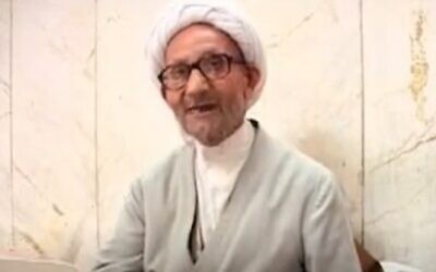 Ayatollah Yousef Saanei October 8, 2008. (Screengrab: YouTube)